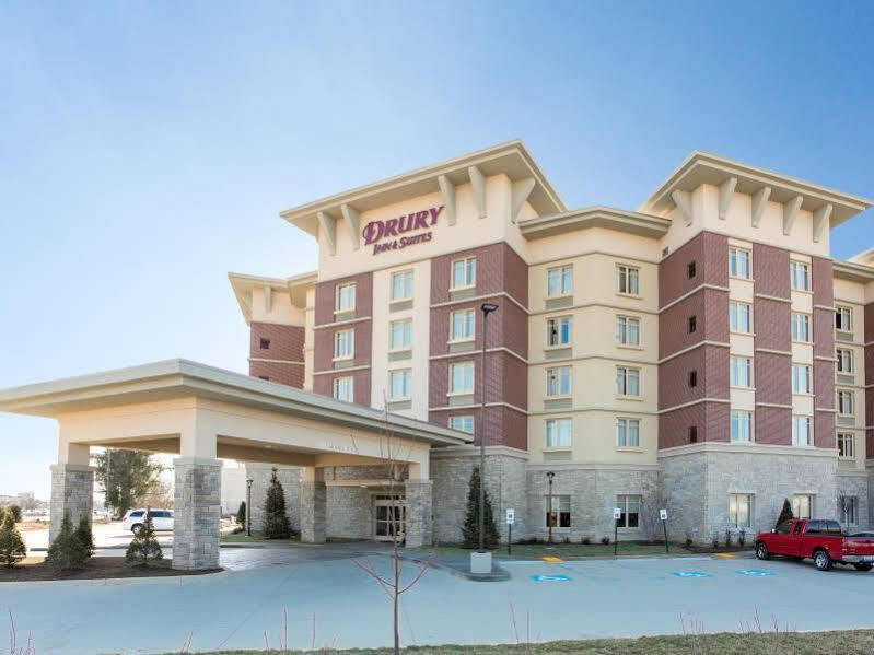 Drury Inn & Suites Louisville North Exterior foto